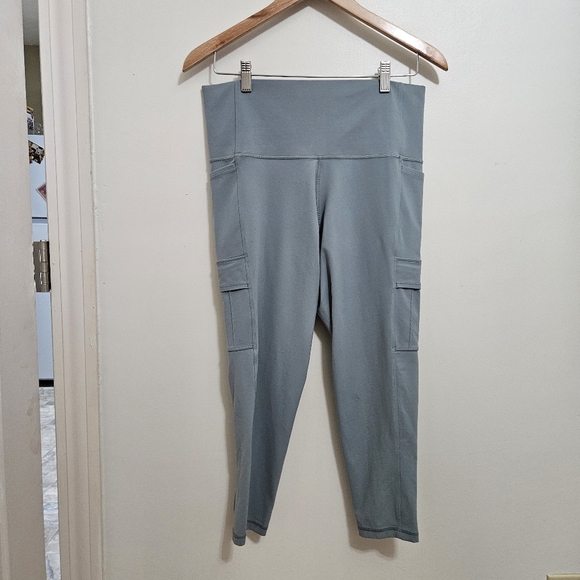 Athleta Salutation Cargo 7/8 Tight GREEN 1X - Picture 5 of 13